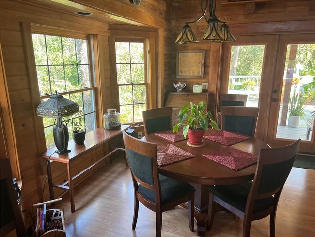 Dining area | Image 5