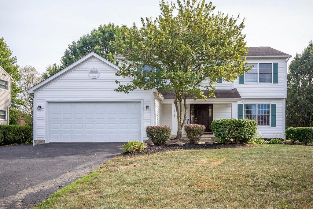 Hilliard Dr, Canal Winchester, OH 43110