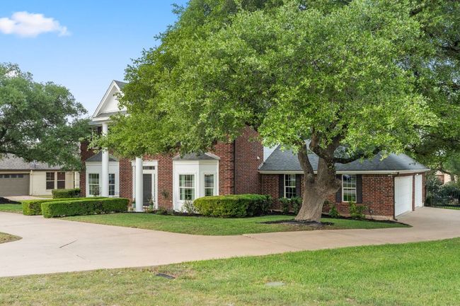 558 Peterson Ln, House other with 4 bedrooms, 3 bathrooms and 5 parking in Lakeway TX | Image 31