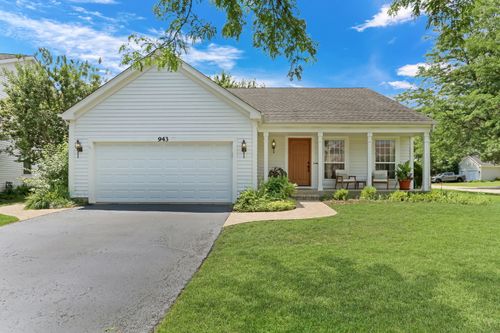 943 Braymore Dr, Grayslake, IL, 60030-3434 | Card Image
