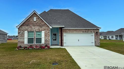 3421 Chien St, Zachary, LA, 70791-4532 | Card Image