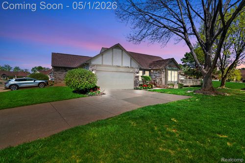 15487 Orchard Ridge Dr, Clinton Township, MI, 48038-1694 | Card Image