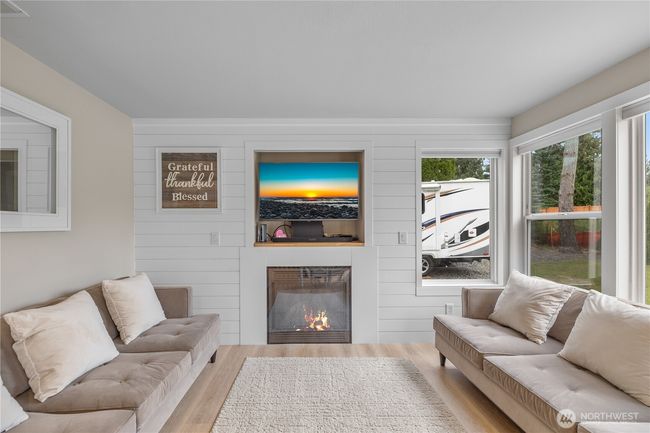 21206 9 Th Ave Se, House other with 4 bedrooms, 3 bathrooms and 3 parking in Bothell WA | Image 15