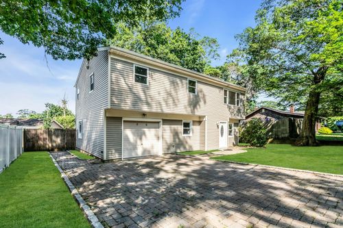 86 Jute Rd, Rocky Point, NY, 11778-8851 | Card Image