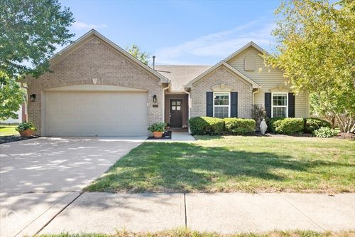 9348 N Bayfield Dr, Mccordsville, IN, 46055-9255 | Card Image