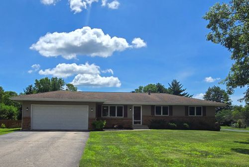 12075 Blue Spruce Dr, Roscoe, IL, 61073-8958 | Card Image