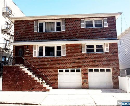 1002 87th St, North Bergen, NJ, 07047-5113 | Card Image