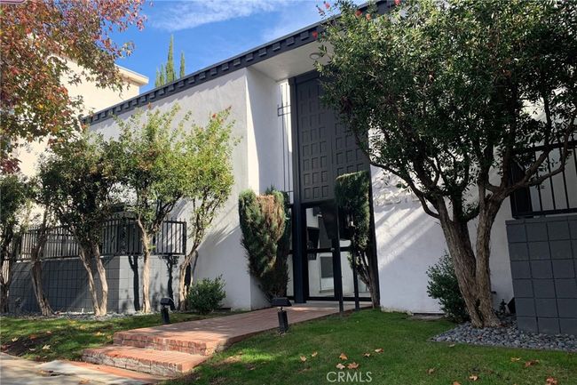 APT-6 - 5236 Kester Ave, Condo with 0 bedrooms, 0 bathrooms and 6 parking in Sherman Oaks CA | Image 23