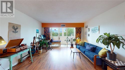 203-1012 Pakington St, Victoria, BC, V8V3A1 | Card Image