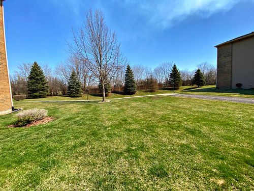 apt-222-645 Virginia Rd, Crystal Lake, IL, 60014-7993 | Card Image