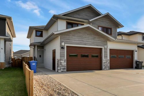 18 Athens Place, Blackfalds, AB, T4M0N4 | Card Image