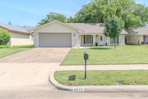 1617 Lorraine Dr, Plano, TX, 75074-6029 | Card Image