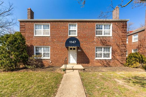 c-1147 S Cassingham Road, Columbus, OH, 43209 | Card Image