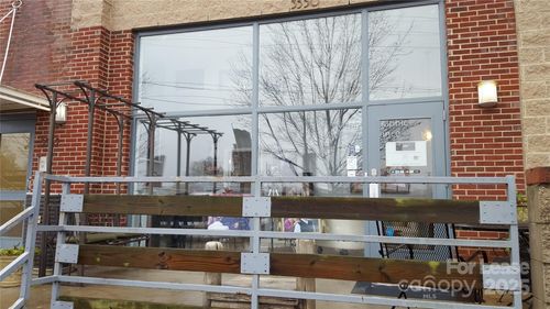 3550 N Davidson St, Charlotte, NC, 28205-1125 | Card Image