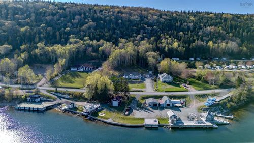 3693 New Harris Rd, New Harris, NS, B1X1T1 | Card Image