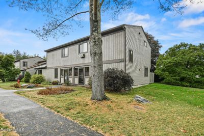 231 S Hemlock Ln, Condo with 3 bedrooms, 2 bathrooms and 2 parking in Williamstown MA | Image 3