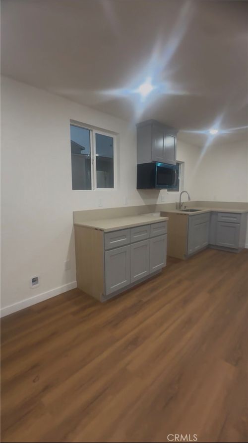 5567 Olive, Long Beach, CA, 90805 | Card Image
