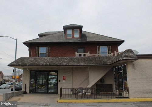 1303 Mount Rose Ave, YORK, PA, 17403-2905 | Card Image