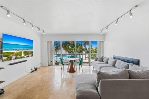 2t-2451 Brickell Ave, Miami, FL, 33129-2418 | Card Image