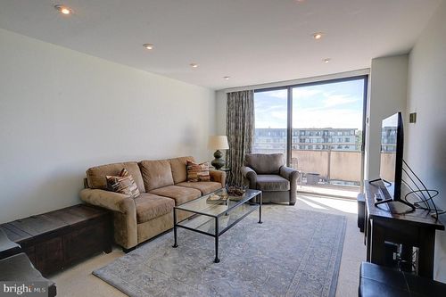 apt-1805n-5225 Pooks Hill Rd, BETHESDA, MD, 20814-2050 | Card Image