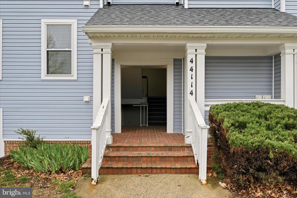 Residential in ASHBURN 3