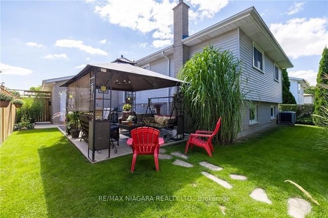 7863 Trackview St, House other with 3 bedrooms, 2 bathrooms and 2 parking in Niagara Falls ON | Image 35