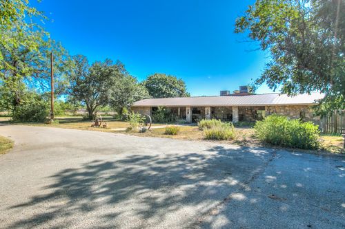5490 State Highway 208, San Angelo, TX, 76903-8379 | Card Image