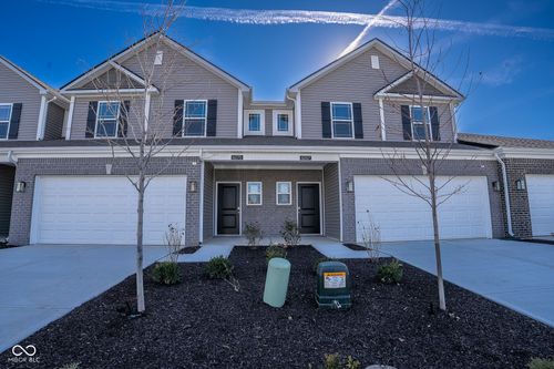 6267 Wasco Dr, Whitestown, IN, 46075-7592 | Card Image