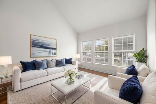 2235 Cheshire Dr, Aurora, IL, 60502-6938 | Card Image