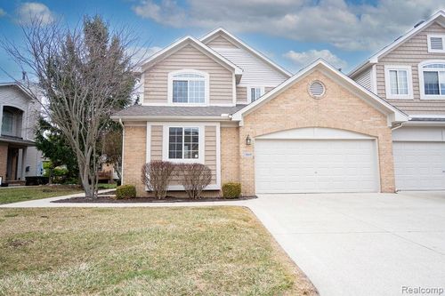 23869 Mccort Dr, Flat Rock, MI, 48134-9093 | Card Image