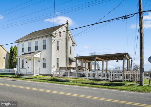 9684 Old Route 22, BETHEL, PA, 19507-9417 | Card Image