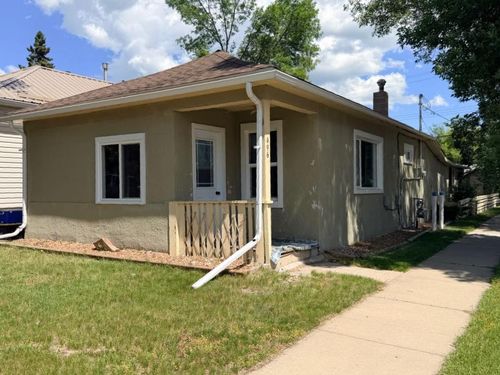 496 4 St E, Drumheller, AB, T0J0Y4 | Card Image