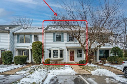 304 Maplecrest Rd, Edison, NJ, 08820-1812 | Card Image