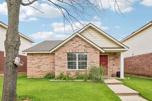 9012 Wayne St, Cross Roads, TX, 76227-8273 | Card Image