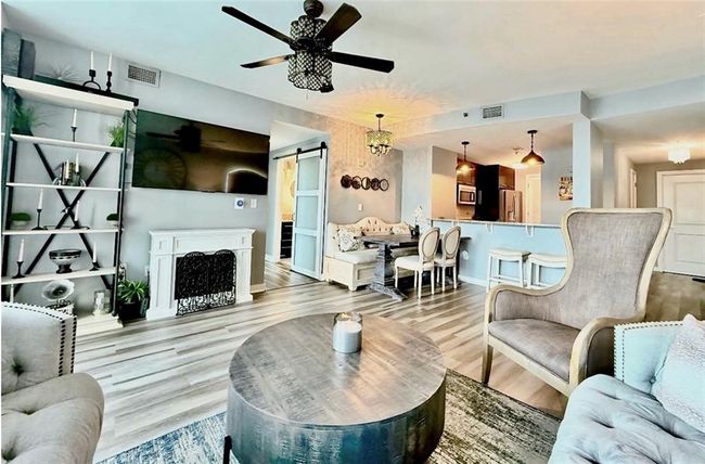 APT-1507 - 3338 Peachtree Rd Ne, Condo with 2 bedrooms, 2 bathrooms and 2 parking in Atlanta GA | Image 12