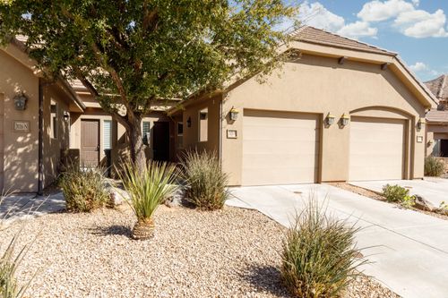 2020 N Pebble Beach Dr, Washington, UT, 84780-8888 | Card Image