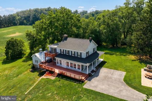 25 John Edward Dr, LITTLESTOWN, PA, 17340-9172 | Card Image