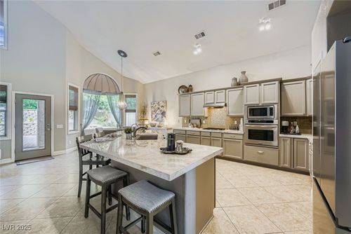 1905 Shifting Winds St, Las Vegas, NV, 89117-6918 | Card Image