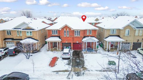 8 Hollingsworth Cir, Brampton, ON, L7A3X7 | Card Image
