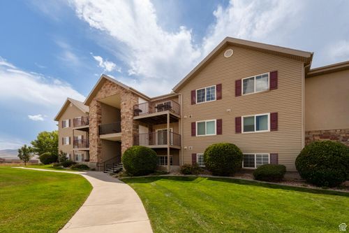 11 W Ridge Rd, Saratoga Springs, UT, 84045-6456 | Card Image