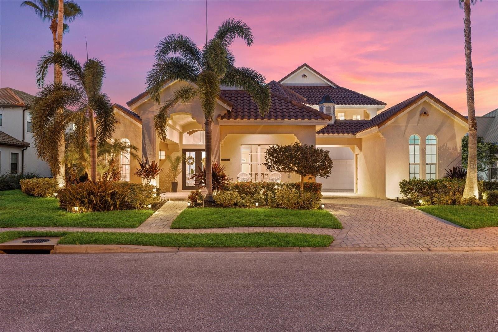 Fore Dr, Bradenton, FL 34208