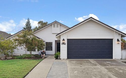 1741 Windjammer Ct, Lodi, CA, 95242-4288 | Card Image