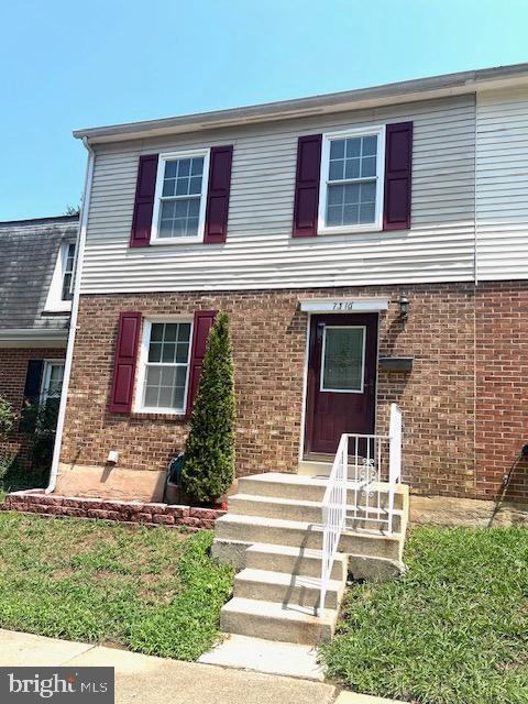 Wood Hollow Ter, Fort Washington, MD 20744