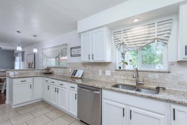 502 E Alexander Ln, House other with 3 bedrooms, 2 bathrooms and null parking in Euless TX | Image 12