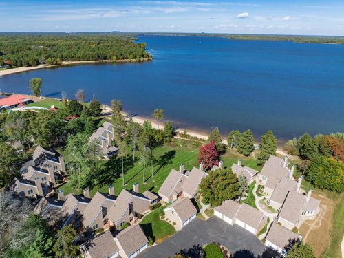 18-W5136 N Osprey Drive, Germantown, WI, 53950 | Card Image