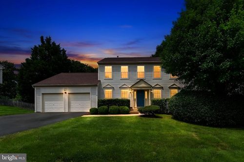 1588 Kingstream Cir, HERNDON, VA, 20170-2752 | Card Image