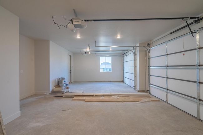 Garage | Image 45