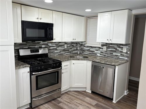 2187 Palmyra Dr Se, Marietta, GA, 30067-6681 | Card Image