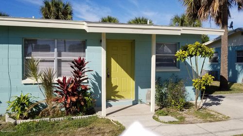 6417 Ridgewood Ave, COCOA BEACH, FL, 32931-4047 | Card Image