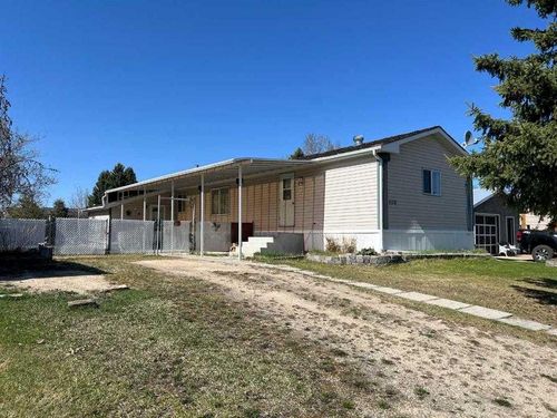 806 5 A Street, Fox Creek, AB, T0H1P0 | Card Image